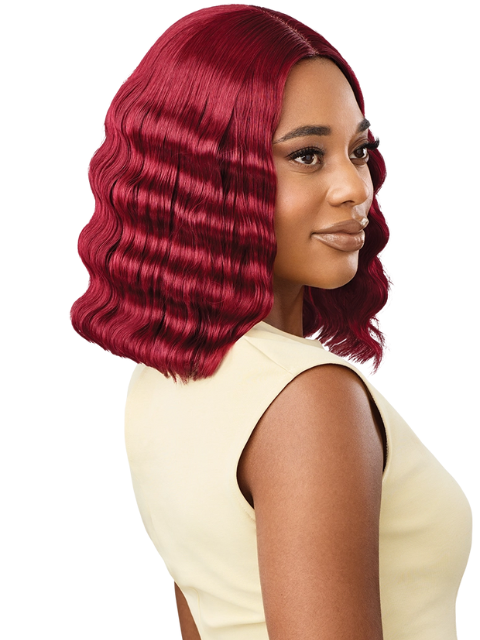 Outre Premium Daily Style and Dash DAILY17 Lace Part Wig