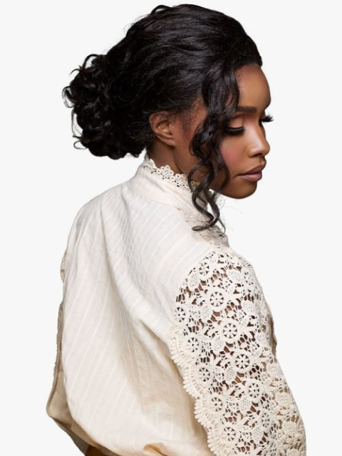 Sensationnel Glamora 13x4 HD Glueless GLAMORA_CLASSY UNIT 2 Lace Wig