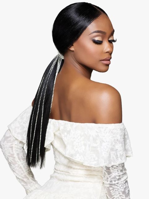 Sensationnel Glamora 13x4 HD GLAMORA_CLASSY UNIT 5" Glueless Lace Wig