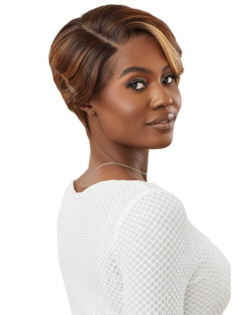 Outre Melted Hairline Premium Synthetic Glueless HD Lace Front Wig - KIT
