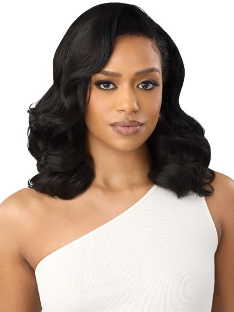 Outre Quick Weave Half Wig - LIVONIA