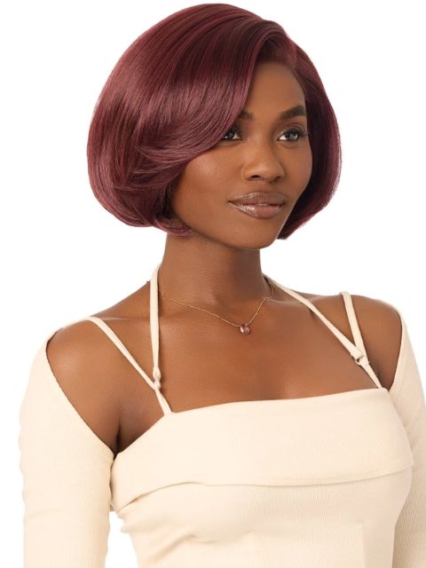Outre Melted Hairline Premium Synthetic Glueless HD MH 123" Lace Front Wig