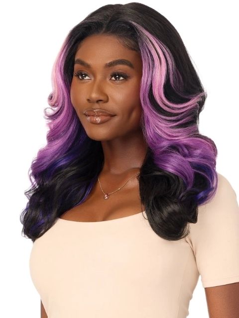 Outre Melted Hairline Premium Synthetic Glueless MH 125" HD Lace Front Wig