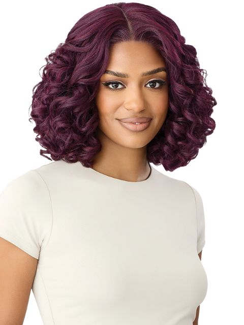 Outre Melted Hairline Premium Synthetic Glueless HD MH 132" Lace Front Wig