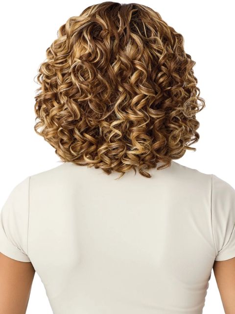 Outre Melted Hairline Premium Synthetic Glueless HD MH 132" Lace Front Wig