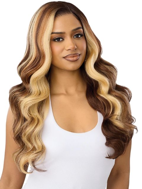 Outre Melted Hairline Premium Synthetic Glueless HD MH 142"  Lace Front Wig