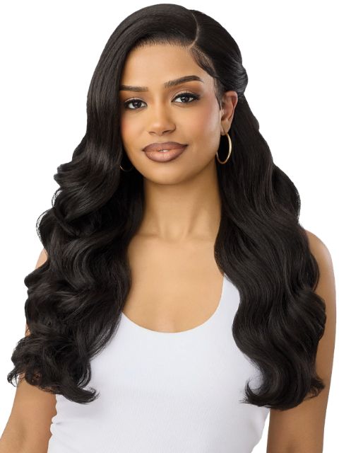 Outre Melted Hairline Premium Synthetic Glueless HD MH 142"  Lace Front Wig