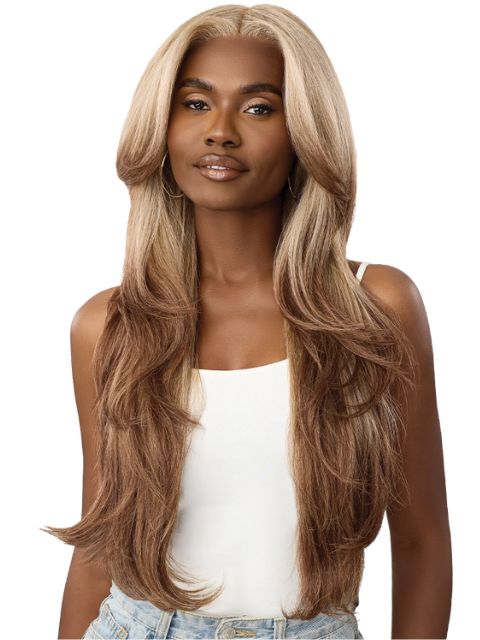 Outre Perfect Hairline OnVybes Fully Hand-Tied 13X6 Glueless ONVYBE 9" HD Lace Front Wig
