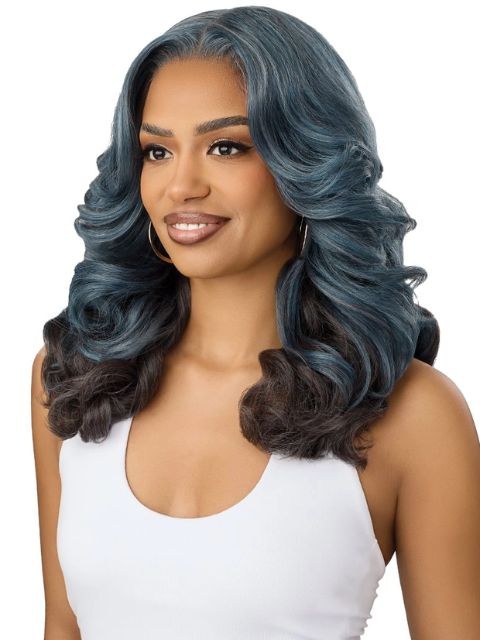 Outre Perfect Hairline OnVybes Fully Hand-Tied 13X6 Glueless ONVYBE 10" HD Lace Front Wig