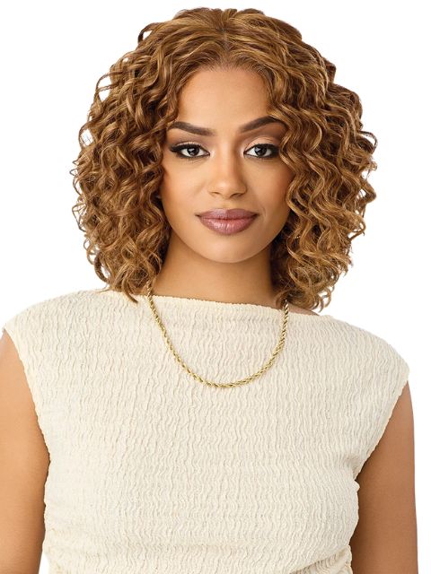 Outre Perfect Hairline OnVybes Fully Hand-Tied 13X6 Glueless ONVYBE 13" HD Lace Front Wig