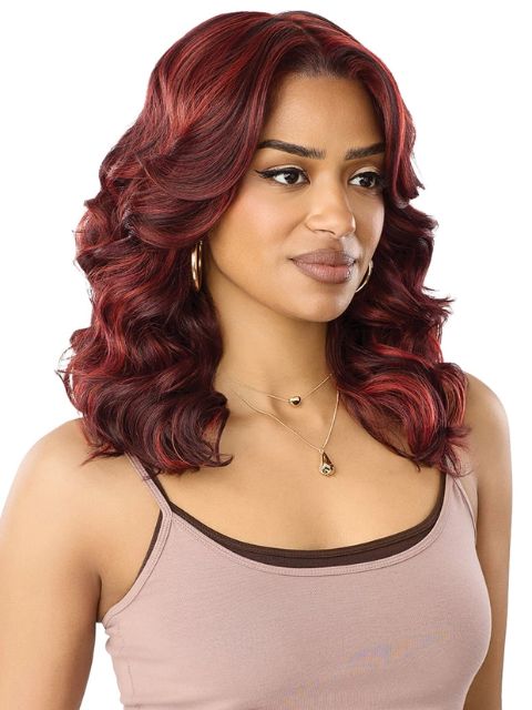 Outre Perfect Hairline OnVybes Fully Hand-Tied 13X6 Glueless ONVYBE 17" HD Lace Front Wig