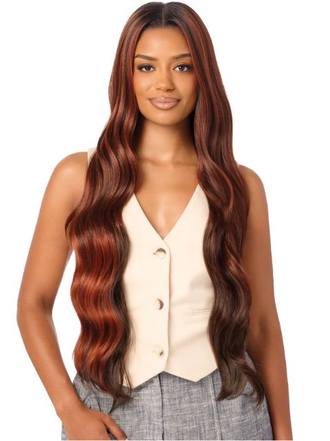 Outre Perfect Hairline OnVybes Fully Hand-Tied 13X6 Glueless ONVYBE 4" HD Lace Front Wig