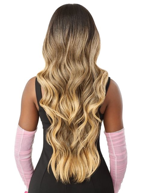 Outre Perfect Hairline TrueFrontal Fully Hand-Tied 13X6  Lace Front Wig  - PEAK705