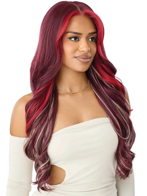 Outre Perfect Hairline Fully Hand-Tied 13X6 Glueless HD PH 15" Lace Front Wig