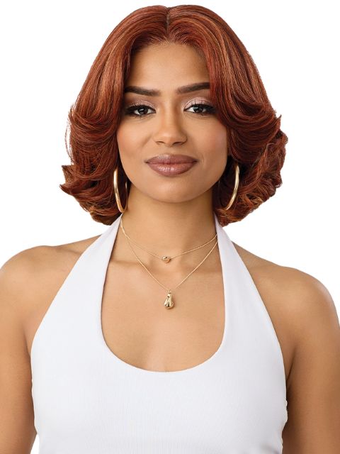 Outre Perfect Hairline Fully Hand-Tied 13X6 Glueless PH 22" HD Lace Front Wig