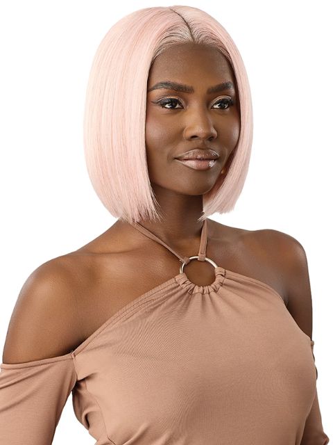 Outre Perfect Hairline Fully Hand-Tied 13X6 Glueless PH 24" HD Lace Front Wig