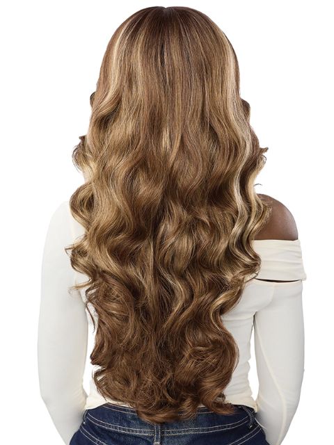 Outre Perfect Hairline Fully Hand-Tied 13X6 Glueless HD PH 30" Lace Front Wig