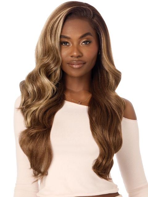 Outre Perfect Hairline Fully Hand-Tied 13X6 Glueless PH 9" HD Lace Front Wig