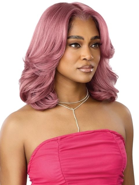 Outre Perfect Hairline TrueFrontal Fully Hand-Tied 13X6 PEAK 724" Lace Front Wig