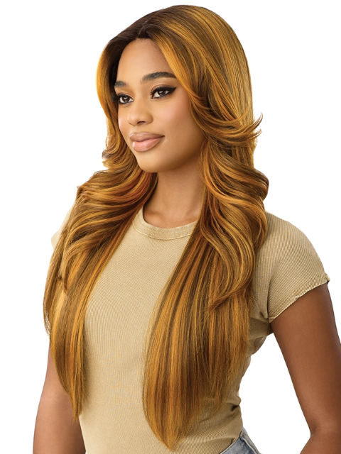 Outre  Daily Wig HandTied Lace Part Wig - TRISTINA