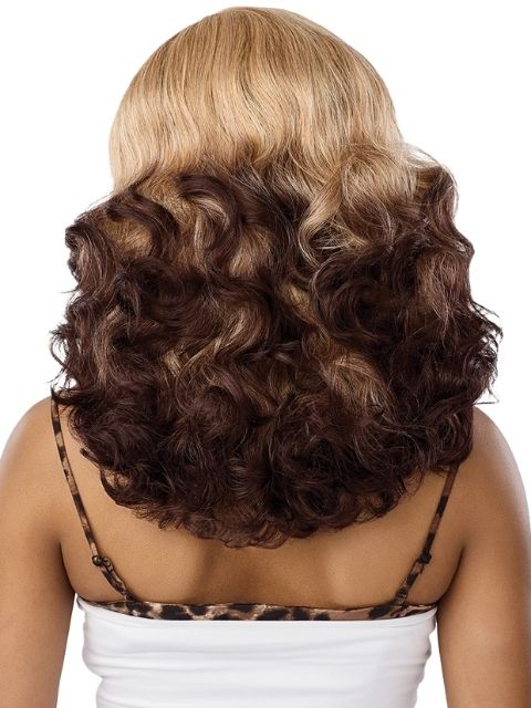 Outre TruCurve Melted Hairline Glueless HD TRUCURVE 13" Lace Front Wig