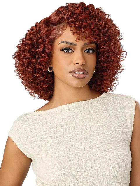 Outre TruCurve Melted Hairline Glueless TRUCURVE 2- HD Lace Front Wig